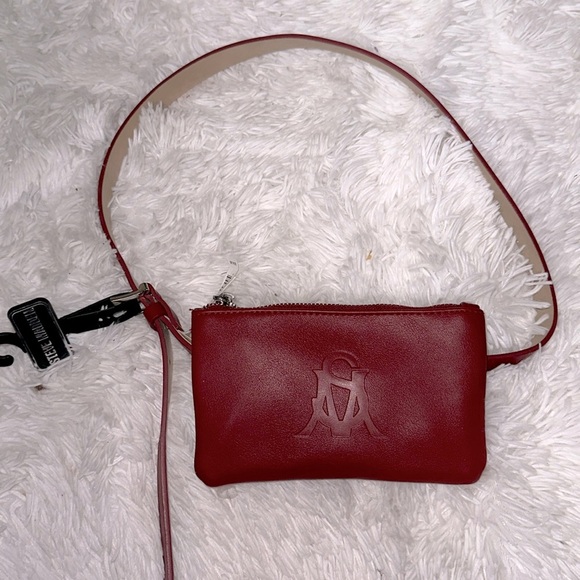 NWT Steve Madden Belt Bag 7”x 4” - Picture 1 of 8